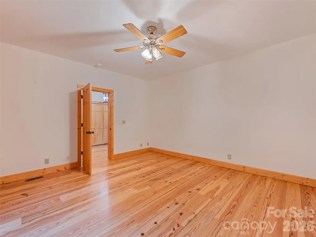 20 Sarah Court Lake Junaluska NC 28745