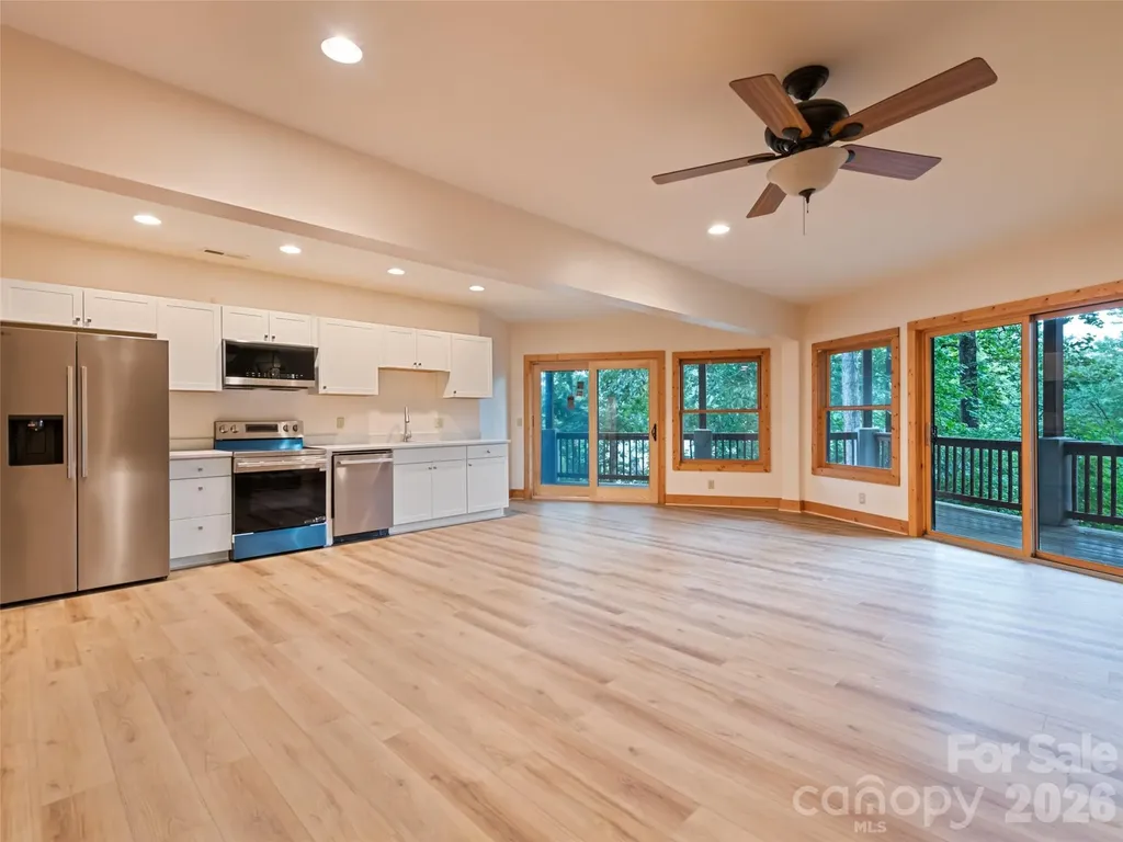 20 Sarah Court Lake Junaluska NC 28745
