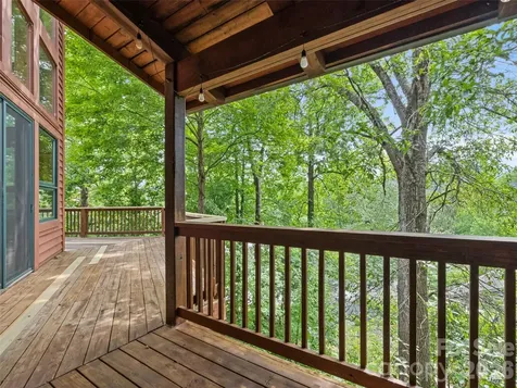 20 Sarah Court Lake Junaluska NC 28745