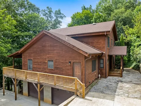 20 Sarah Court Lake Junaluska NC 28745