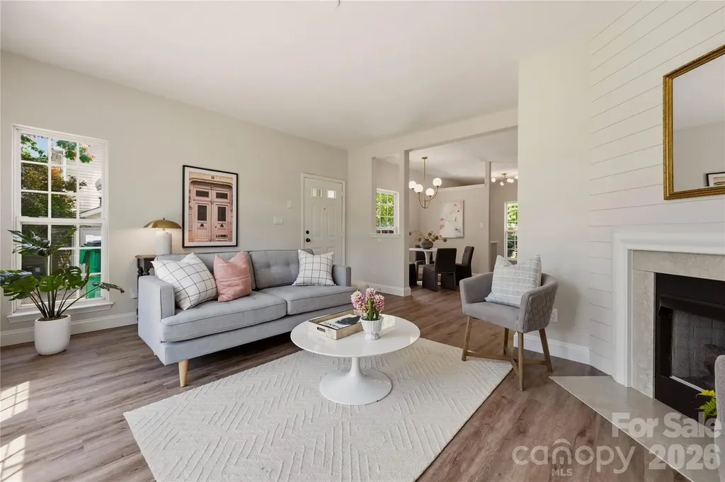 1514 Sylvia Court Charlotte NC 28205