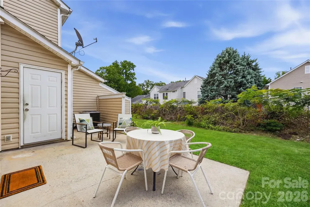 1514 Sylvia Court Charlotte NC 28205
