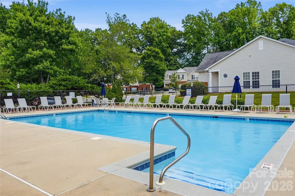 1514 Sylvia Court Charlotte NC 28205