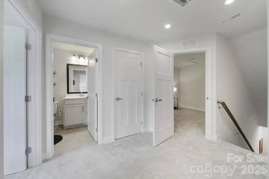 888 Prince Garret Way Denver NC 28037