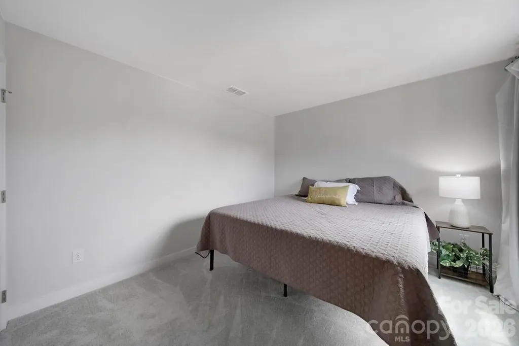 888 Prince Garret Way Denver NC 28037