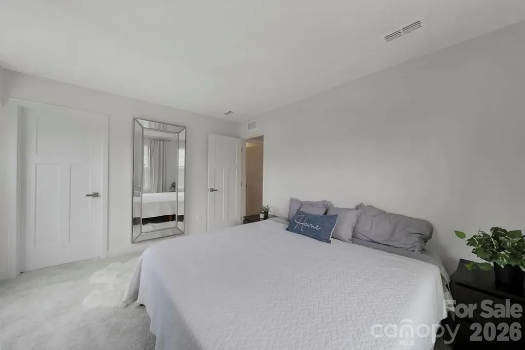 888 Prince Garret Way Denver NC 28037