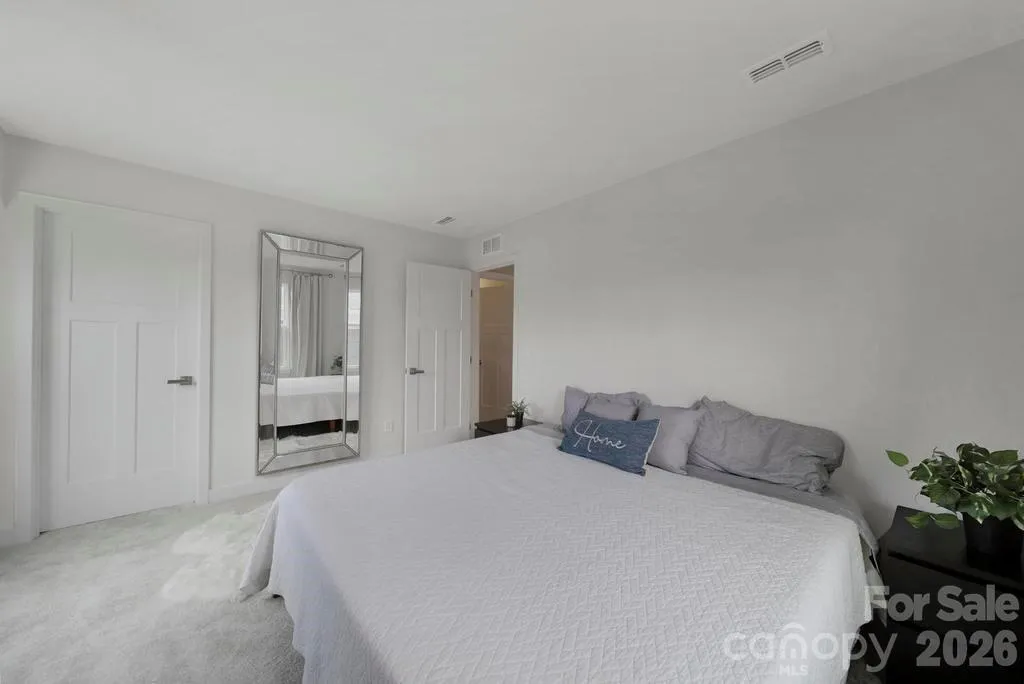 888 Prince Garret Way Denver NC 28037