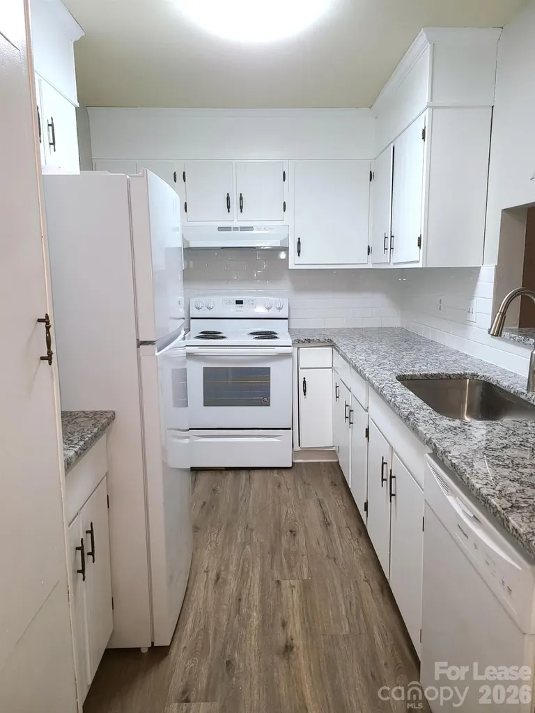 2141 Selwyn Avenue Charlotte NC 28207