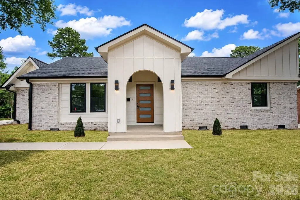 409 Scaleybark Road Charlotte NC 28209