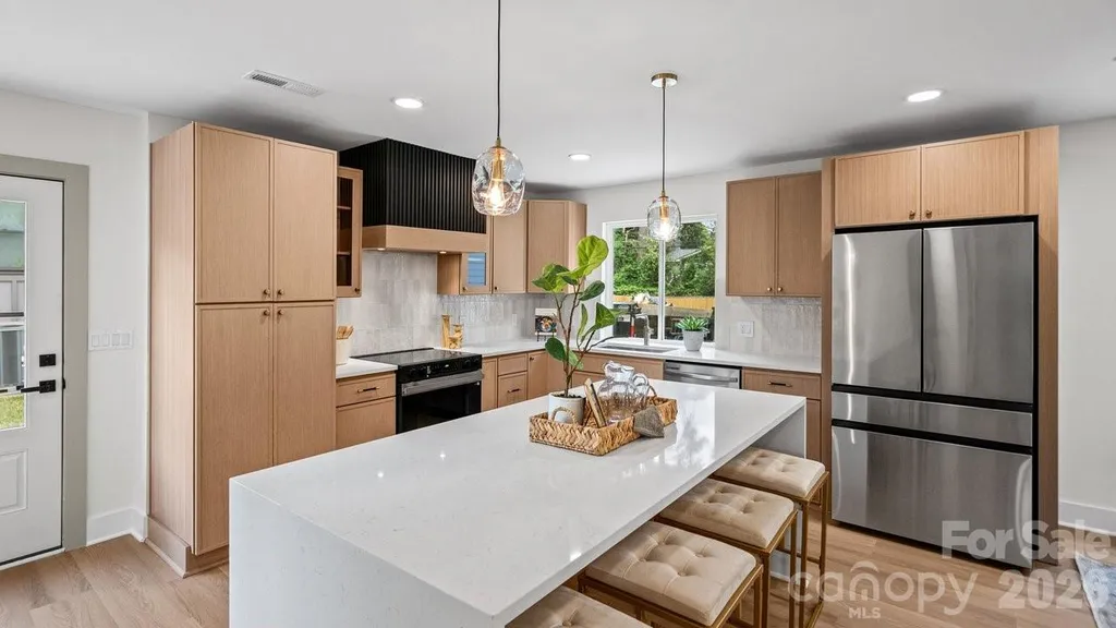 409 Scaleybark Road Charlotte NC 28209