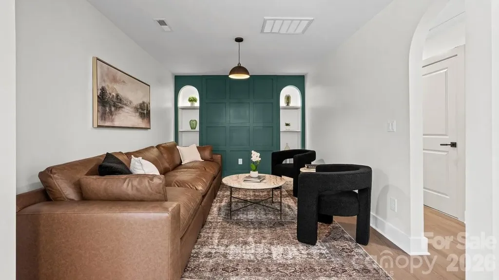 409 Scaleybark Road Charlotte NC 28209