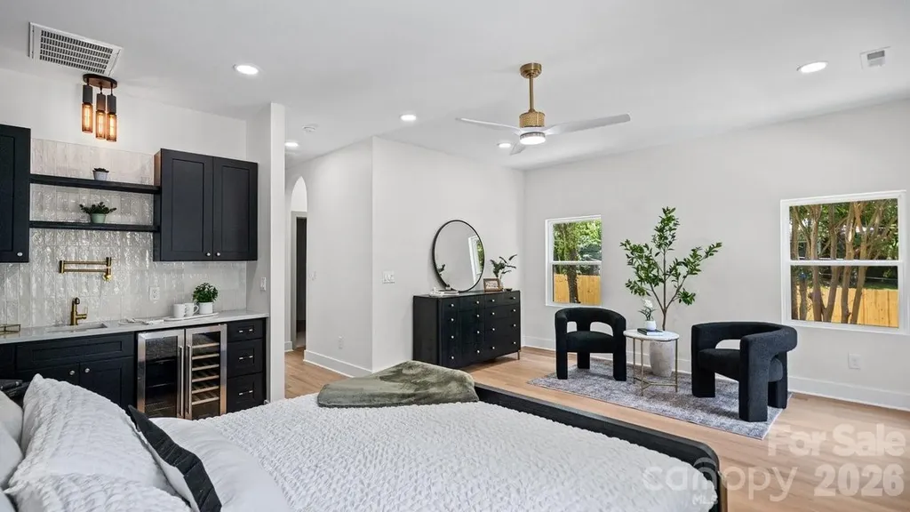 409 Scaleybark Road Charlotte NC 28209