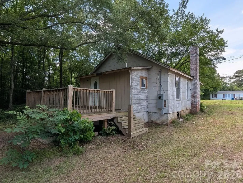 4548 Springs Road Conover NC 28613