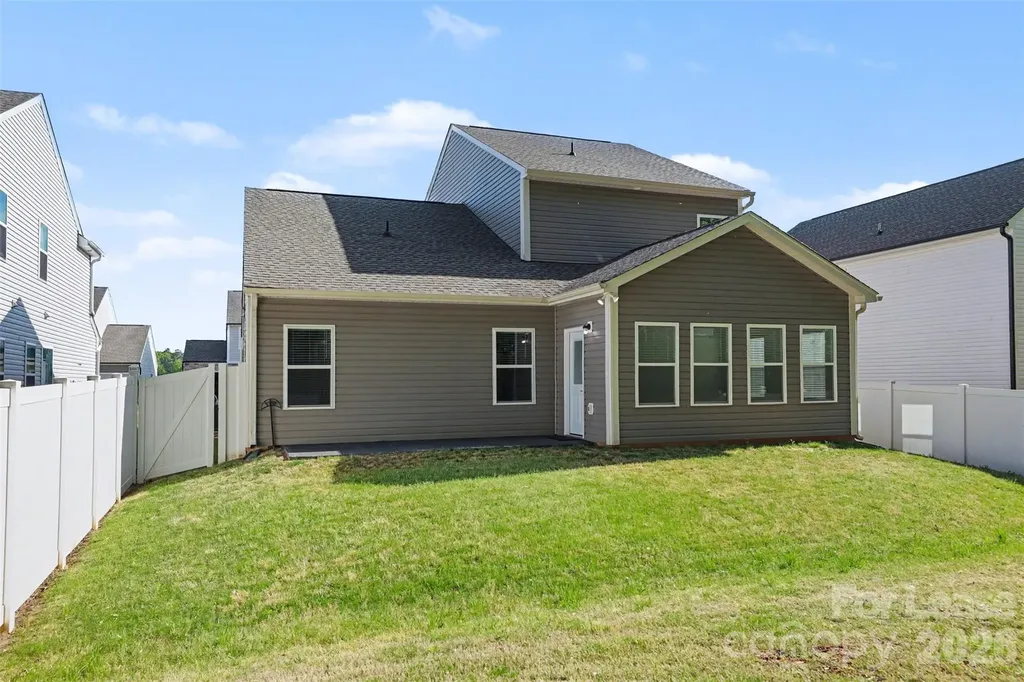 3024 Pinehills Way Mount Holly NC 28120