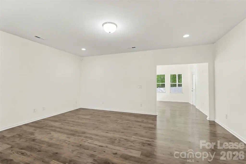 3024 Pinehills Way Mount Holly NC 28120