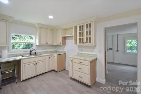 622 Green Street Loop Marion NC 28752