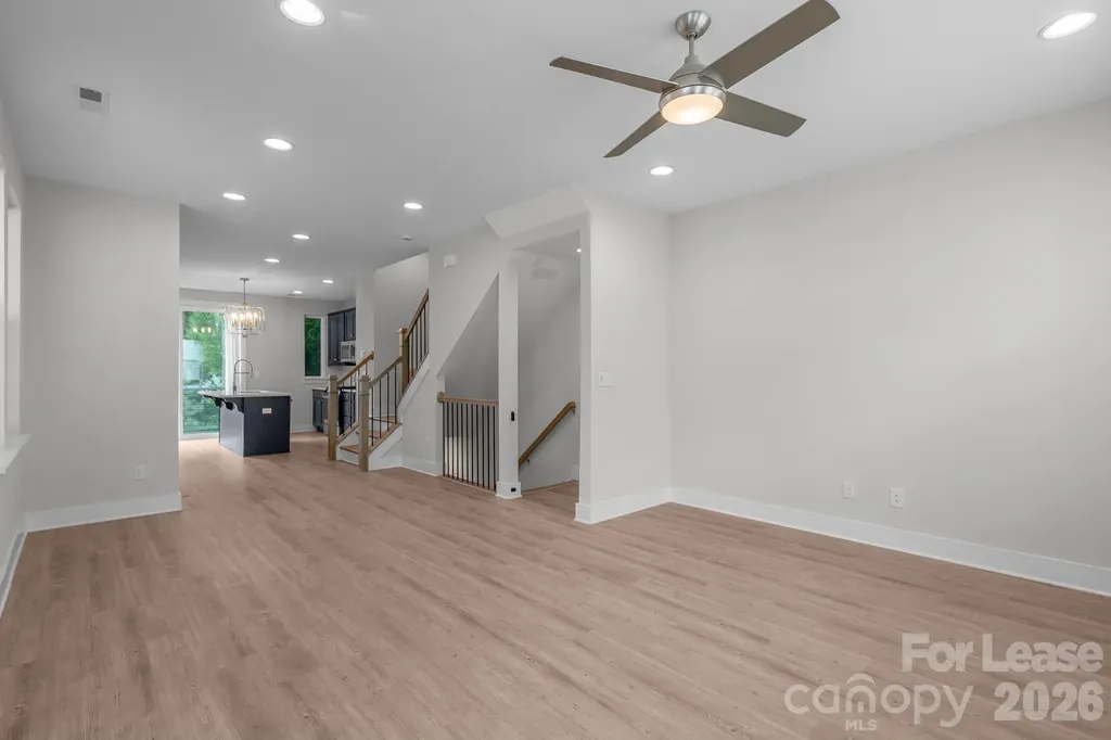570 W End Drive Charlotte NC 28208