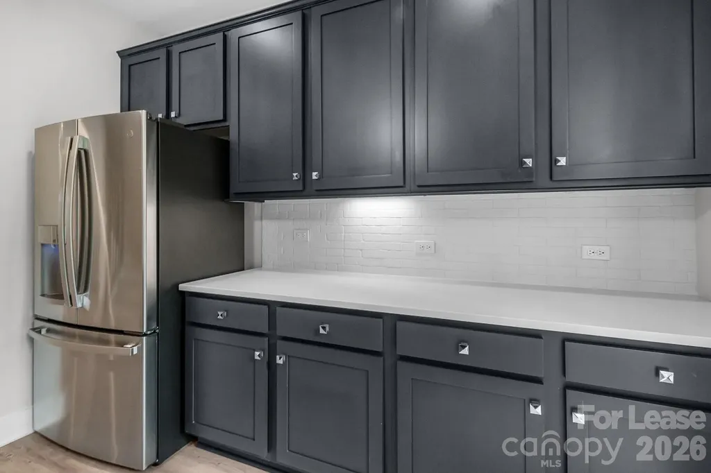 570 W End Drive Charlotte NC 28208