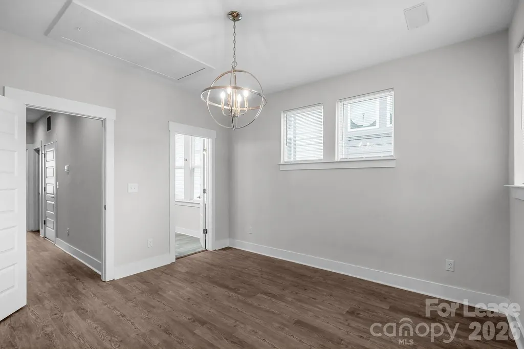 570 W End Drive Charlotte NC 28208