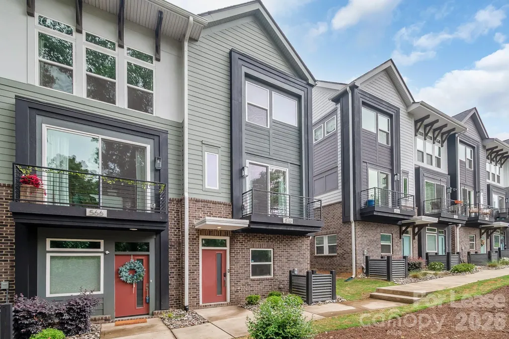 570 W End Drive Charlotte NC 28208
