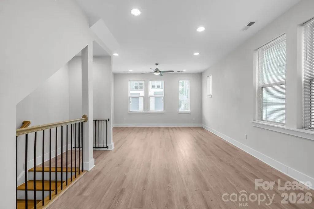 570 W End Drive Charlotte NC 28208