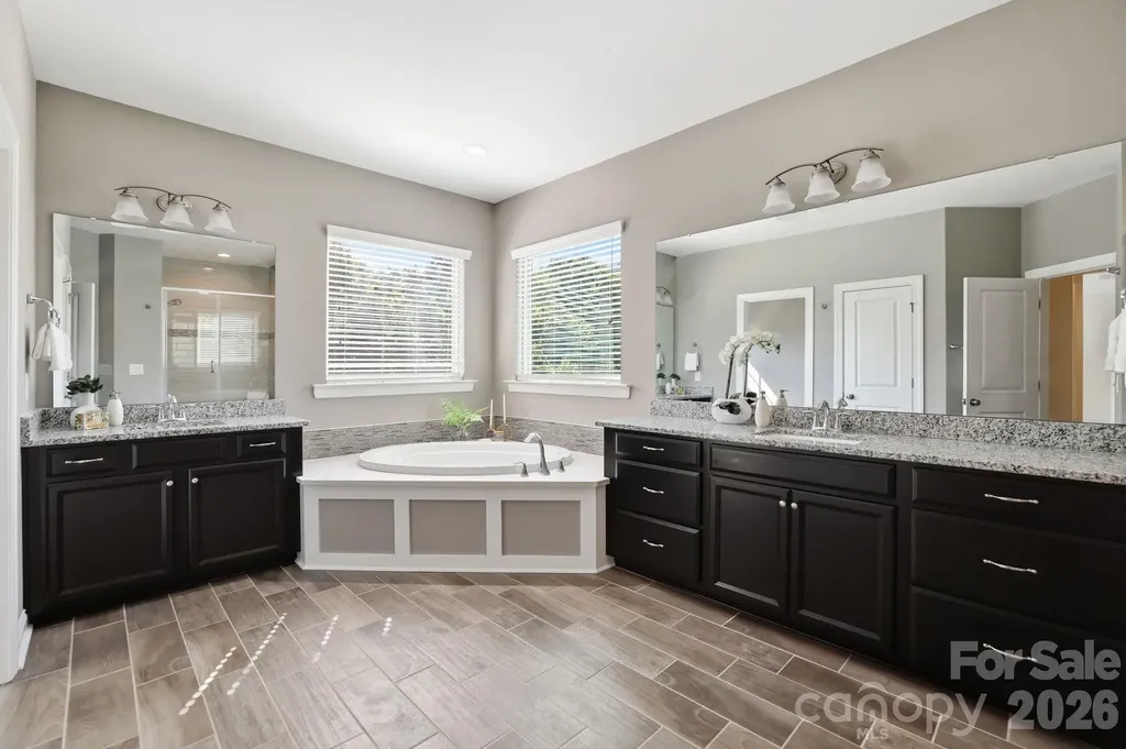2411 Madeira Circle Waxhaw NC 28173