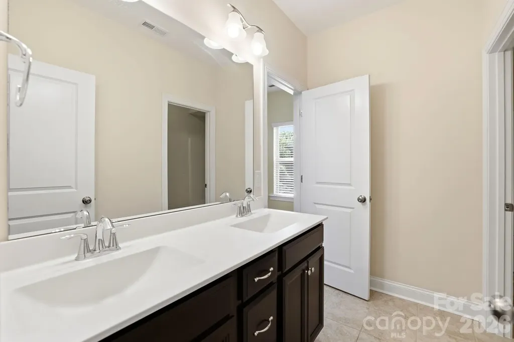 2411 Madeira Circle Waxhaw NC 28173