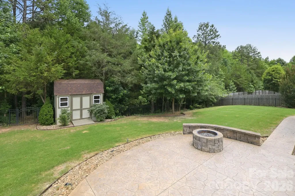 2411 Madeira Circle Waxhaw NC 28173