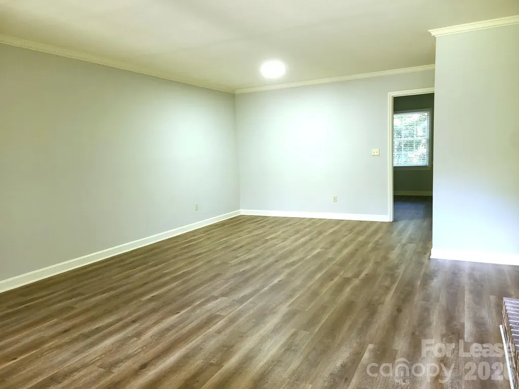 2141 Selwyn Avenue Charlotte NC 28207