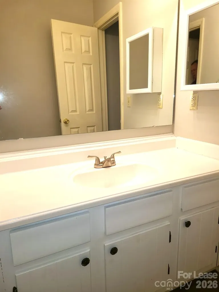 2141 Selwyn Avenue Charlotte NC 28207