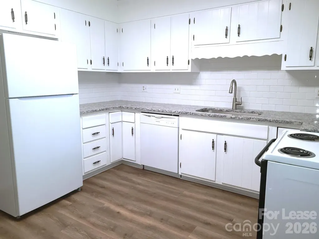 2141 Selwyn Avenue Charlotte NC 28207