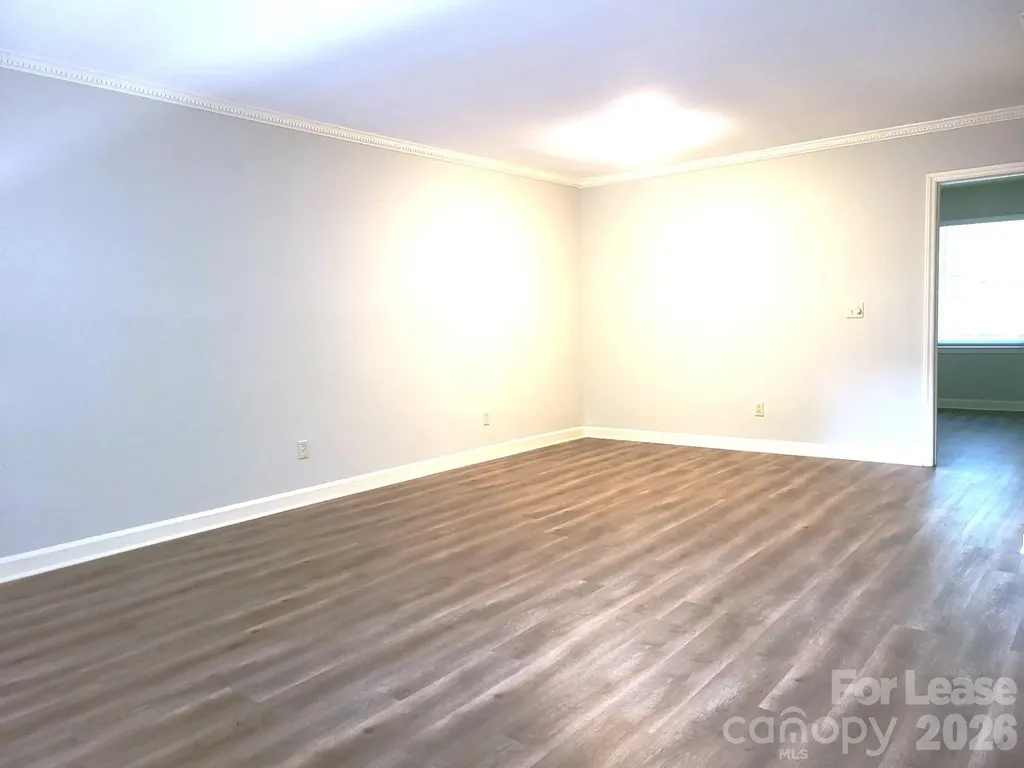 2141 Selwyn Avenue Charlotte NC 28207