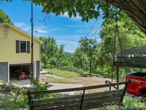 2426 Wesley Creek Road Clyde NC 28721
