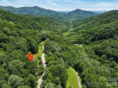 2426 Wesley Creek Road Clyde NC 28721