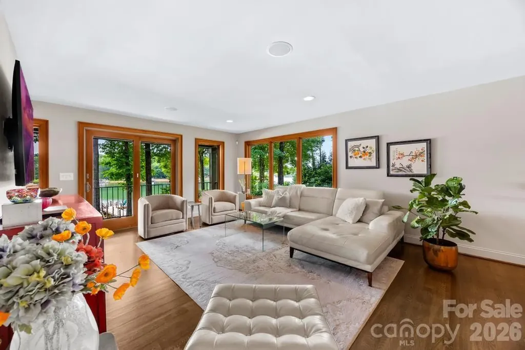 165 Woodstream Circle Mooresville NC 28117
