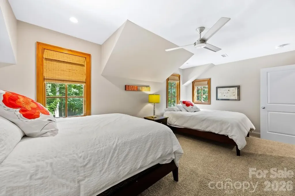165 Woodstream Circle Mooresville NC 28117