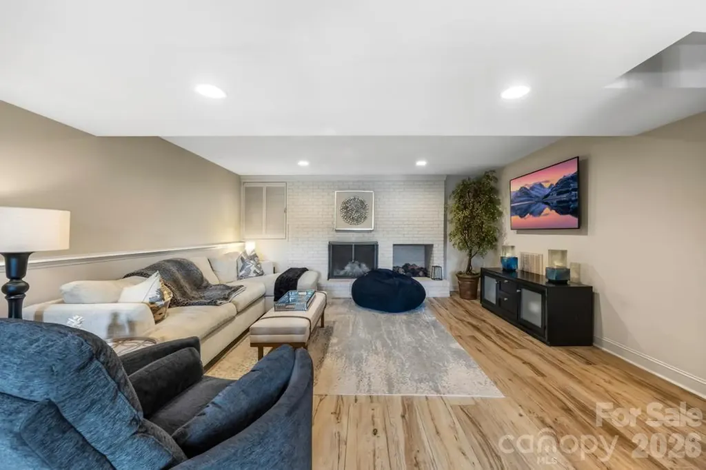 165 Woodstream Circle Mooresville NC 28117