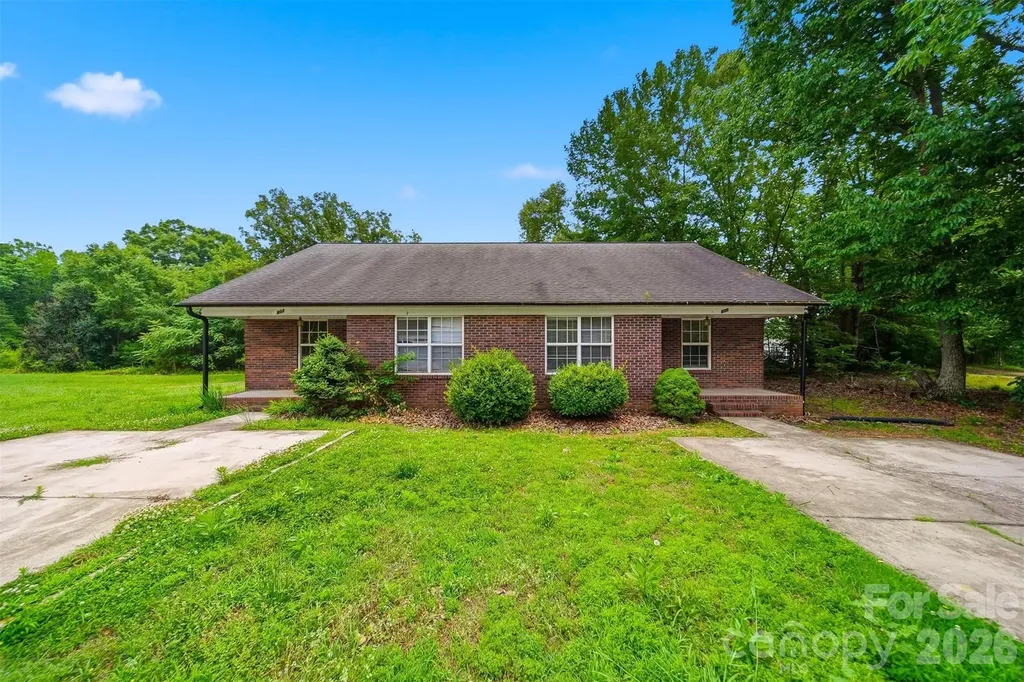 800 Horseshoe Lake Road Lincolnton NC 28092