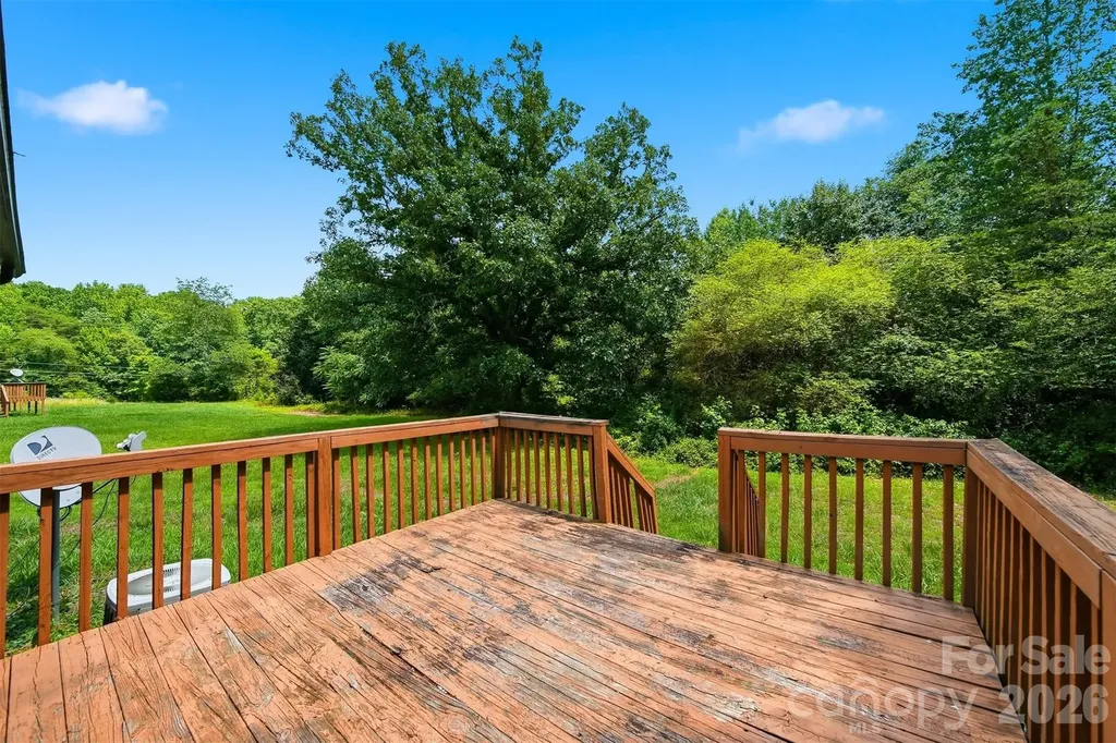 800 Horseshoe Lake Road Lincolnton NC 28092