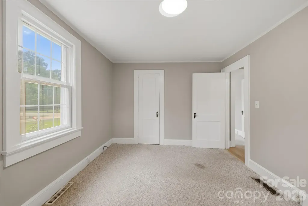 267 S Center Street Taylorsville NC 28681