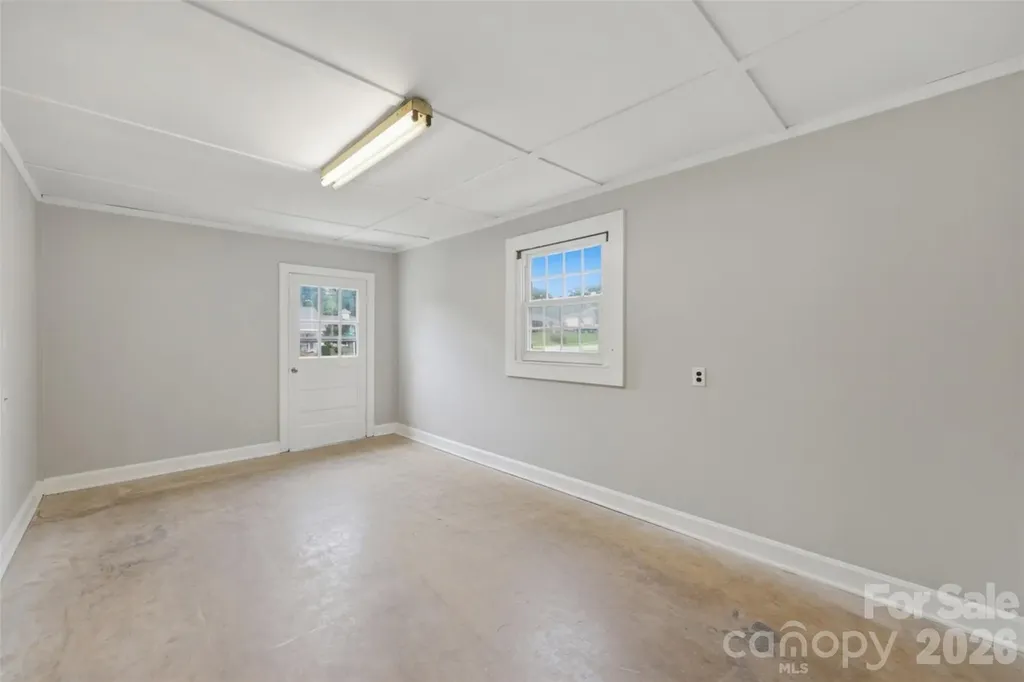 267 S Center Street Taylorsville NC 28681