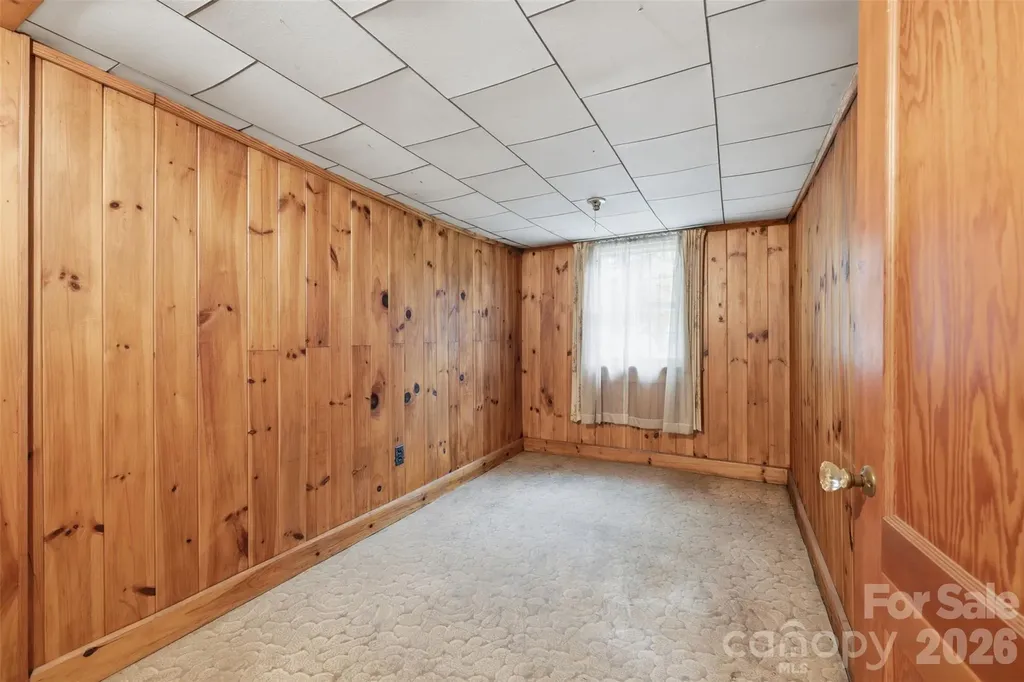 267 S Center Street Taylorsville NC 28681