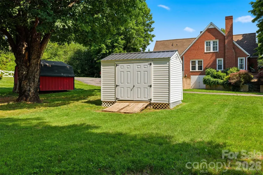 267 S Center Street Taylorsville NC 28681