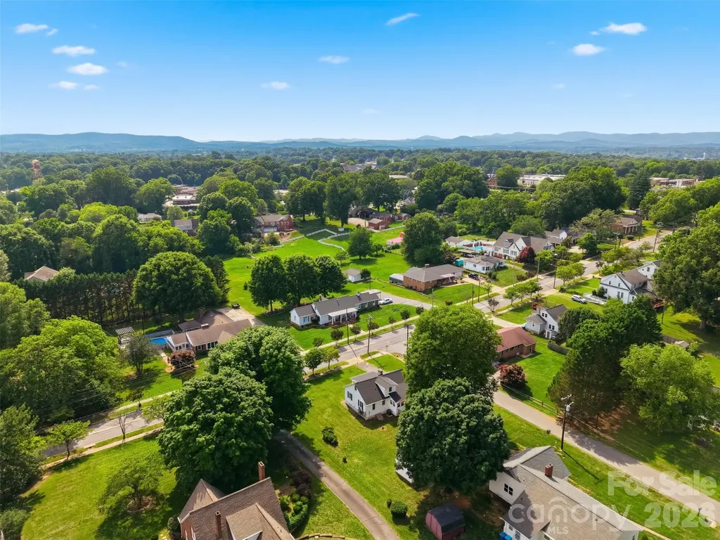 267 S Center Street Taylorsville NC 28681