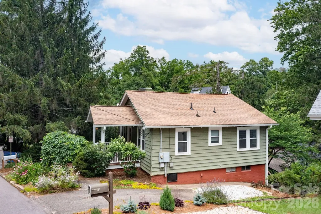 28 Chatham Road Asheville NC 28804