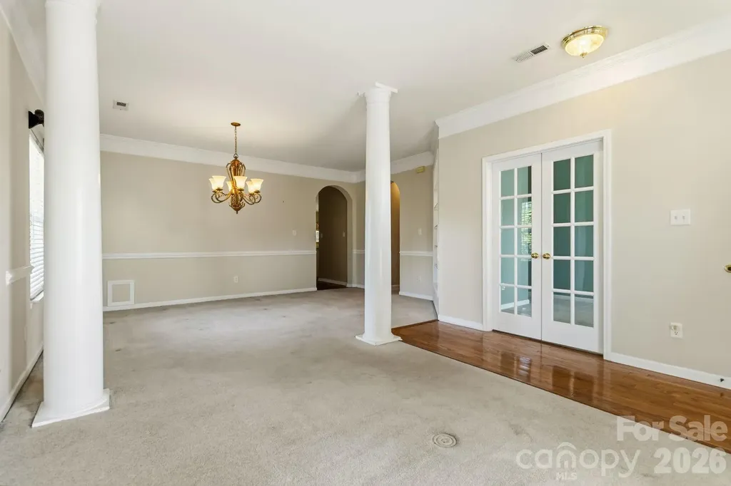 2017 Legend Creek Lane Charlotte NC 28227