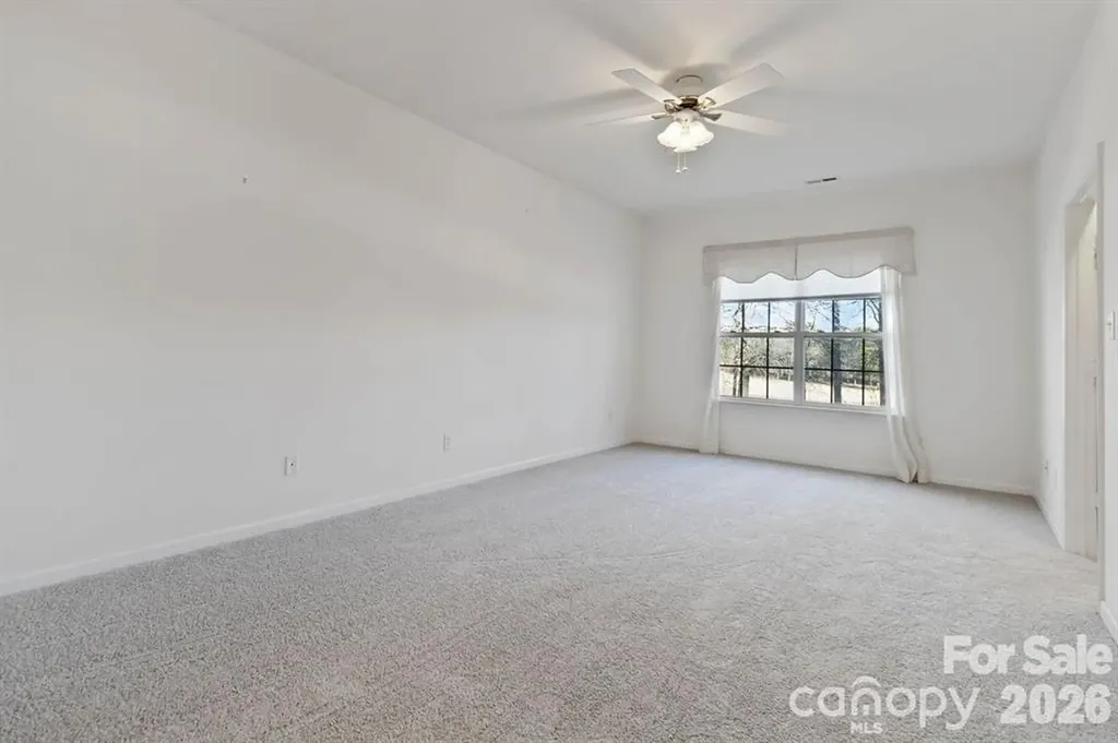 2017 Legend Creek Lane Charlotte NC 28227