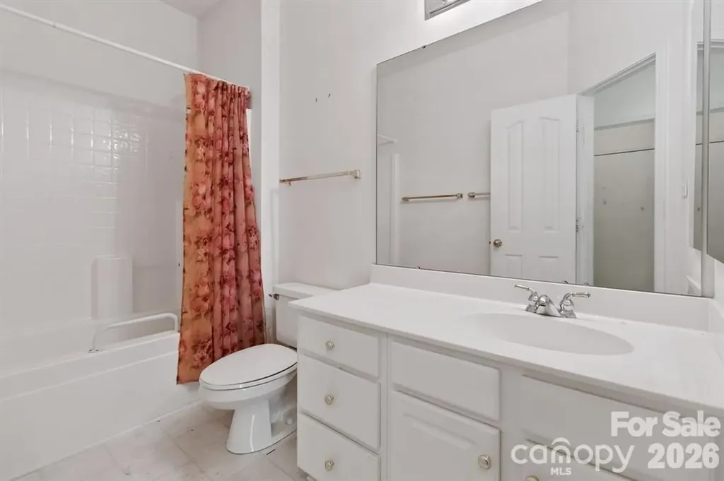 2017 Legend Creek Lane Charlotte NC 28227