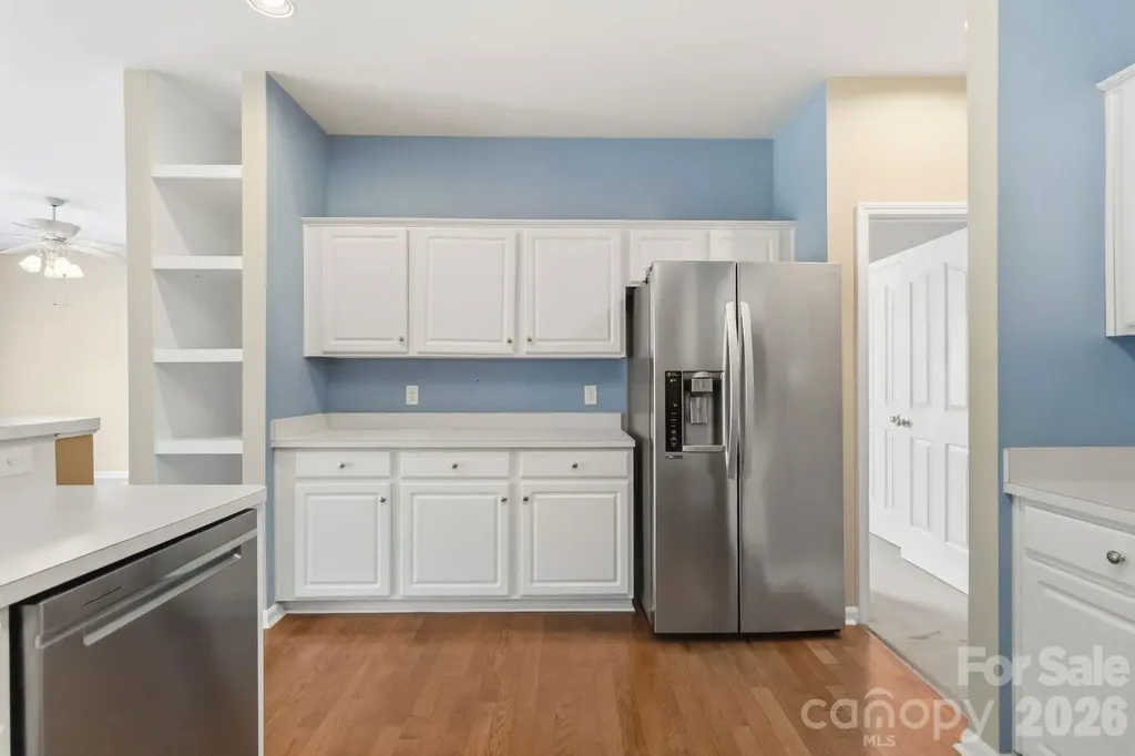 2017 Legend Creek Lane Charlotte NC 28227