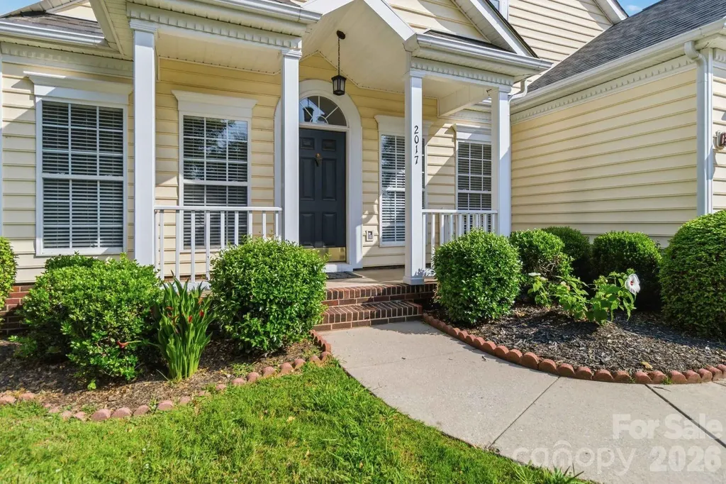 2017 Legend Creek Lane Charlotte NC 28227